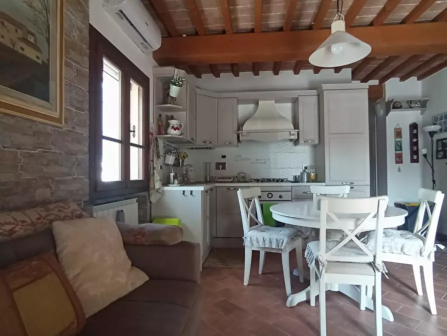 Immagine 15 di Appartamento in vendita  a San Giuliano Terme