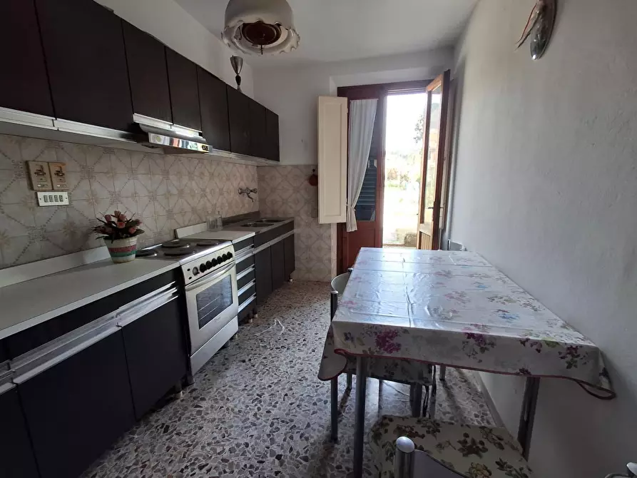 Immagine 7 di Terratetto in vendita  a Capraia E Limite