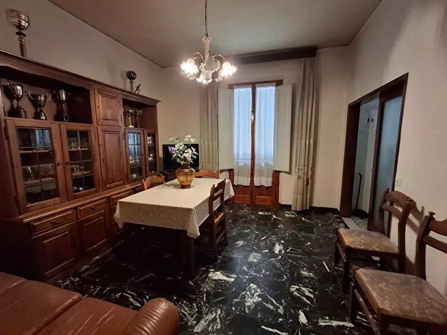 Immagine 1 di Terratetto in vendita  a Capraia E Limite