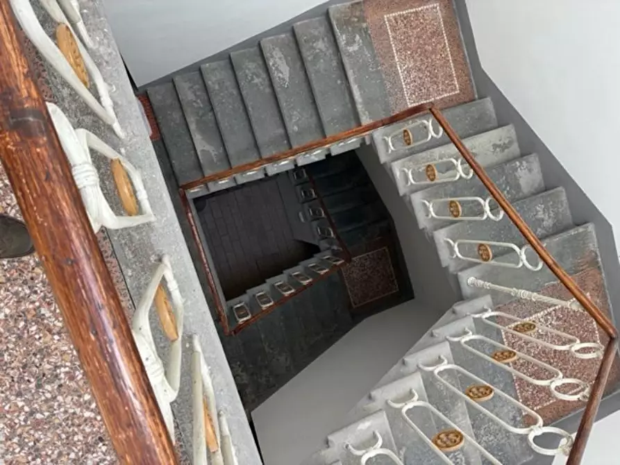 Immagine 19 di Appartamento in affitto  a Pisa