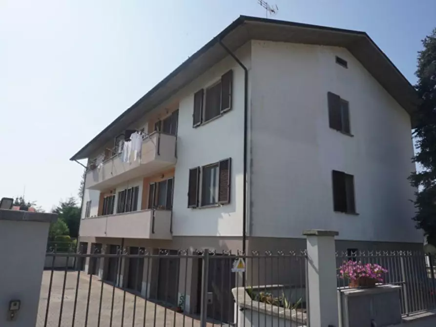 Immagine 1 di Appartamento in vendita  a Miradolo Terme