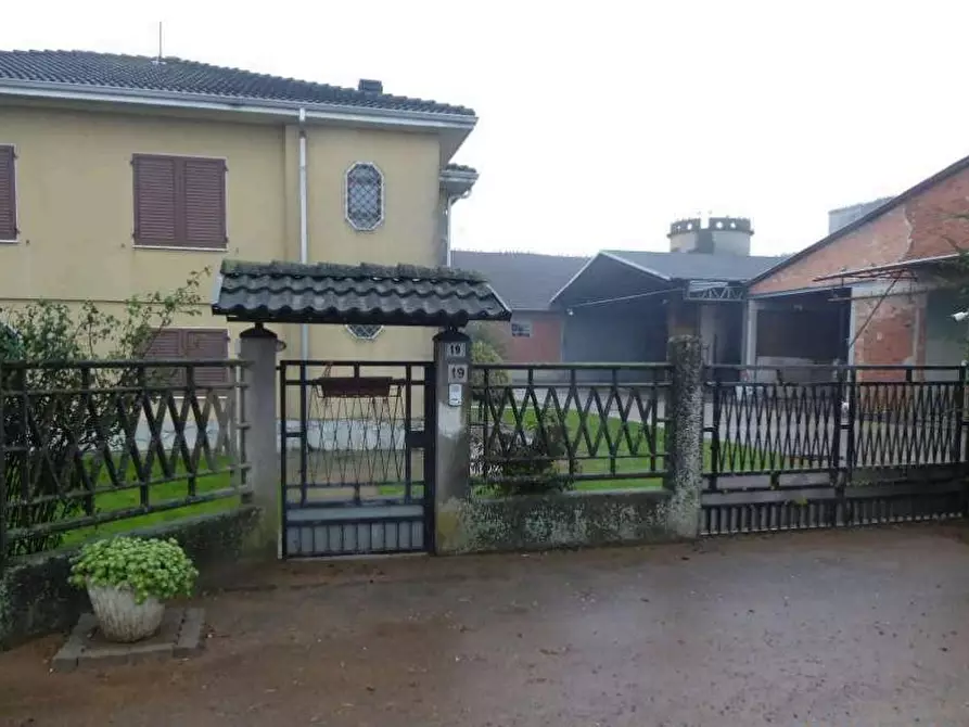 Immagine 1 di Appartamento in vendita  a Alessandria