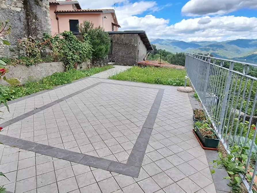 Immagine 17 di Terratetto in vendita  a Molazzana