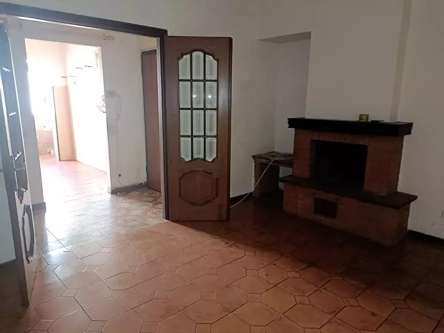 Immagine 7 di Appartamento in vendita  a Carrara