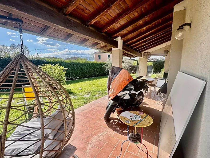 Immagine 5 di Casa indipendente in vendita  a Carrara