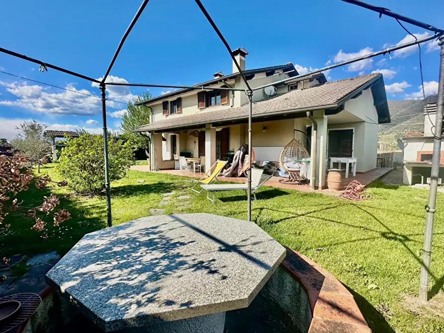 Immagine 3 di Casa indipendente in vendita  a Carrara