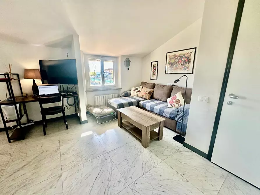 Immagine 24 di Casa indipendente in vendita  a Carrara