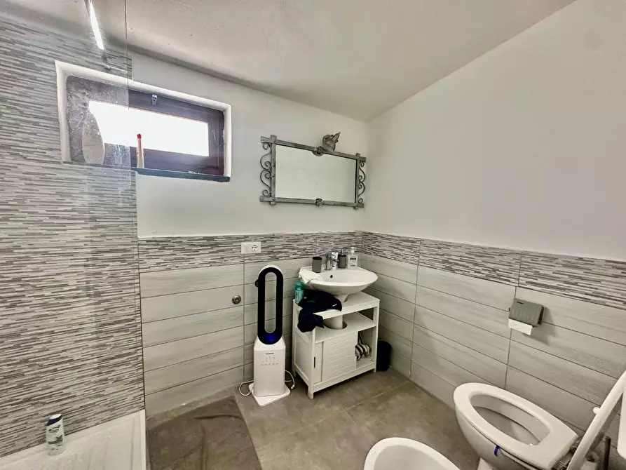 Immagine 31 di Casa indipendente in vendita  a Carrara