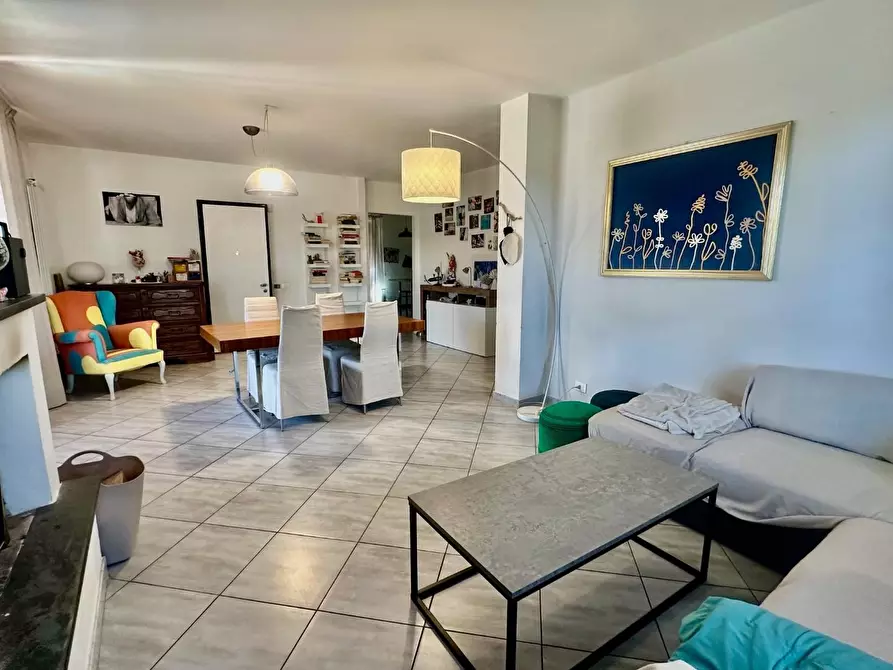 Immagine 13 di Casa indipendente in vendita  a Carrara