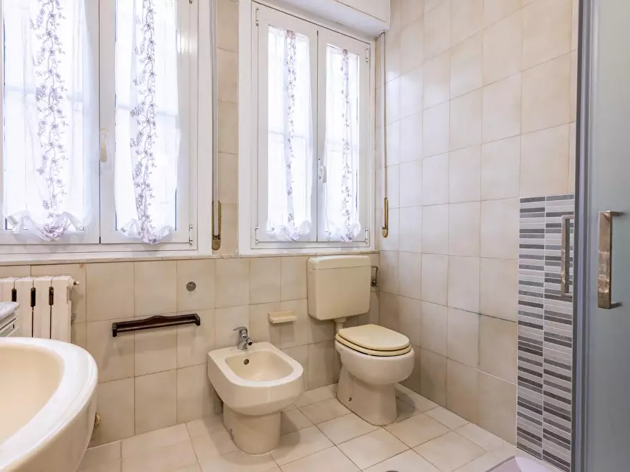 Immagine 22 di Appartamento in vendita  a Pontedera