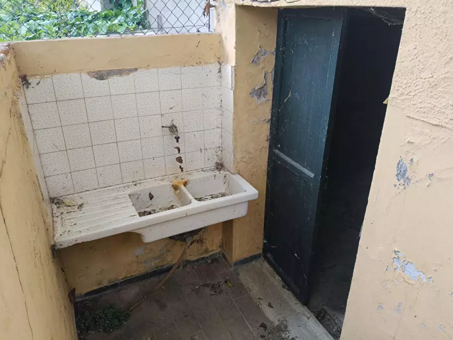 Immagine 12 di Villa in vendita  a Pietrasanta