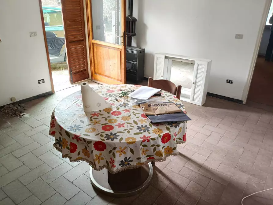 Immagine 9 di Villa in vendita  a Pietrasanta