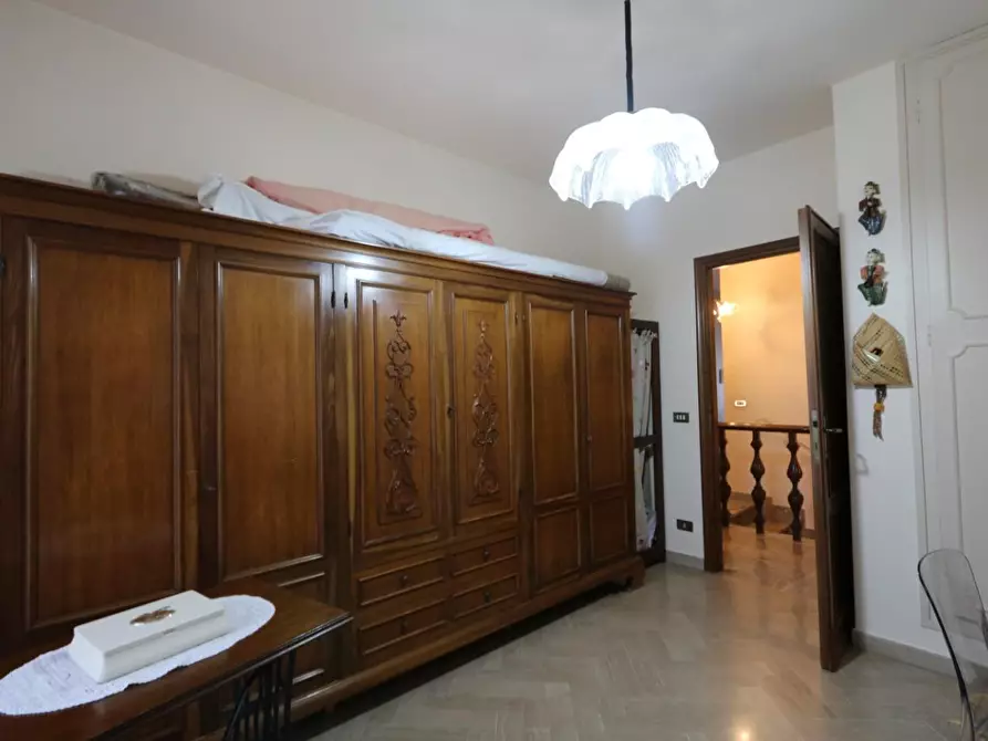 Immagine 21 di Casa bifamiliare in vendita  a Cascina