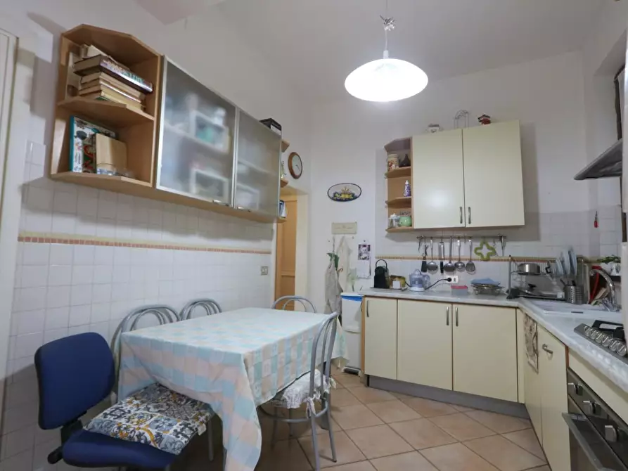 Immagine 11 di Casa bifamiliare in vendita  a Cascina