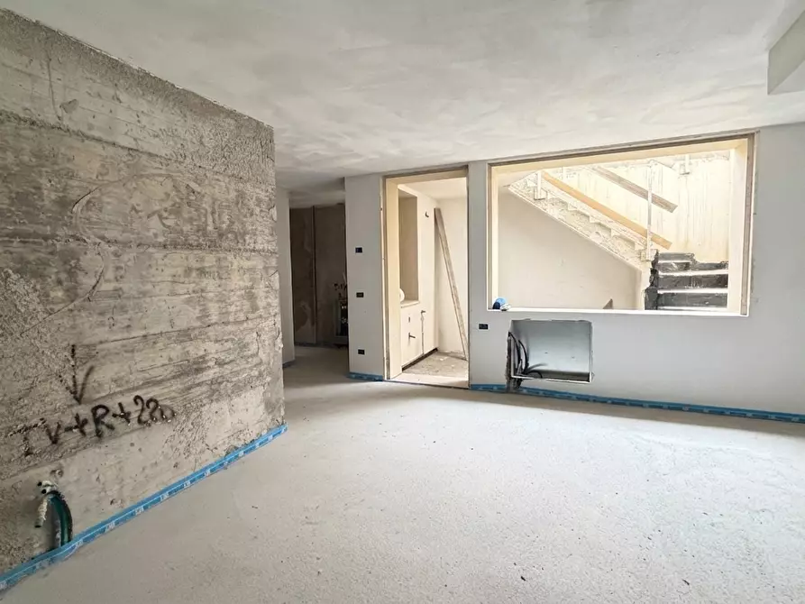 Immagine 11 di Appartamento in vendita  a Empoli