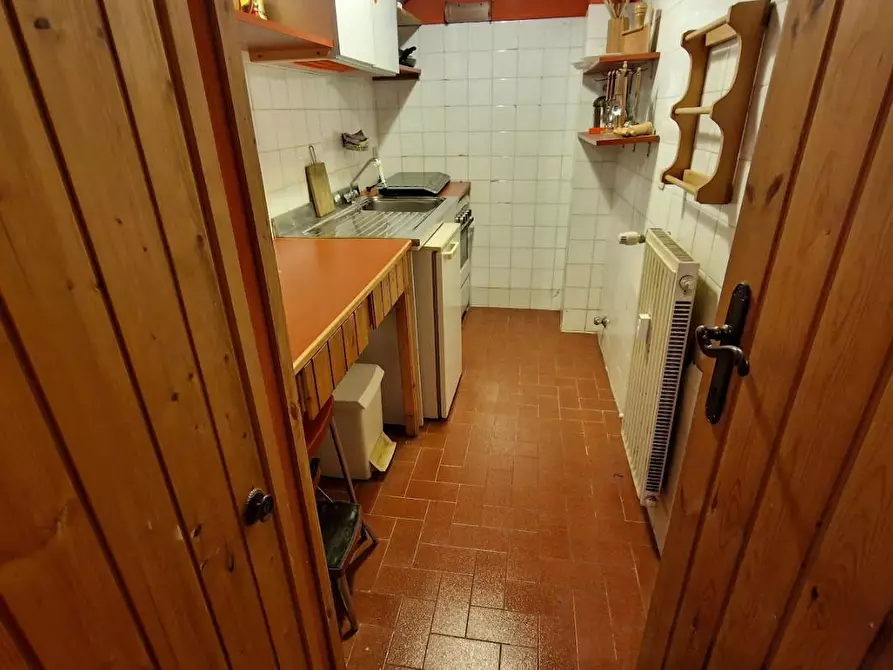 Immagine 6 di Appartamento in vendita  a Ventasso