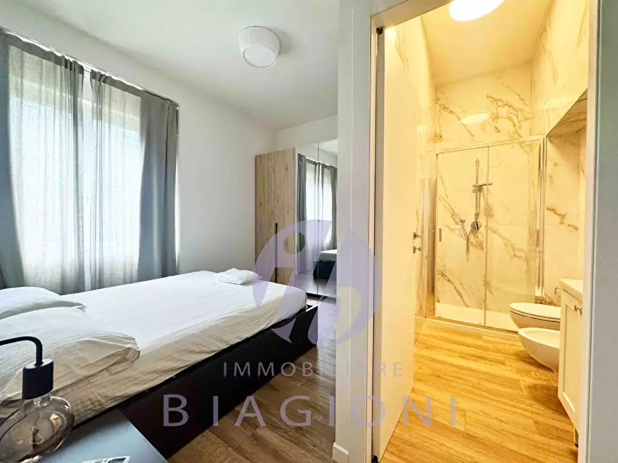 Immagine 18 di Villa in vendita  a Pietrasanta