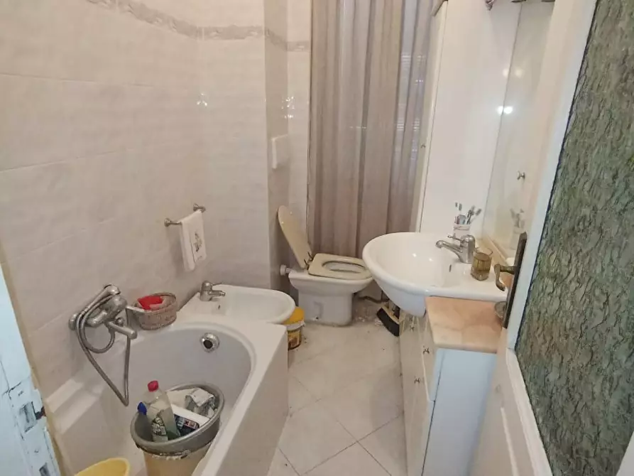 Immagine 3 di Appartamento in vendita  a Carrara