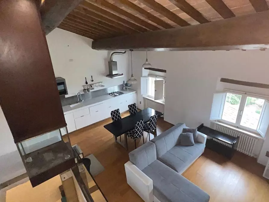 Immagine 2 di Appartamento in vendita  a Colle Di Val D'elsa