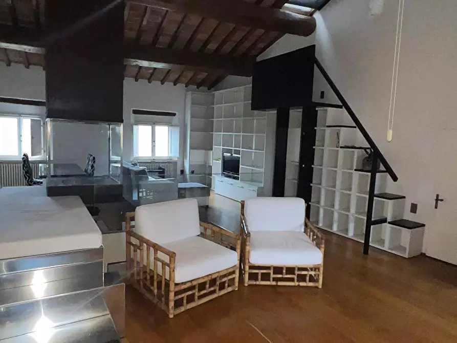 Immagine 10 di Appartamento in vendita  a Colle Di Val D'elsa