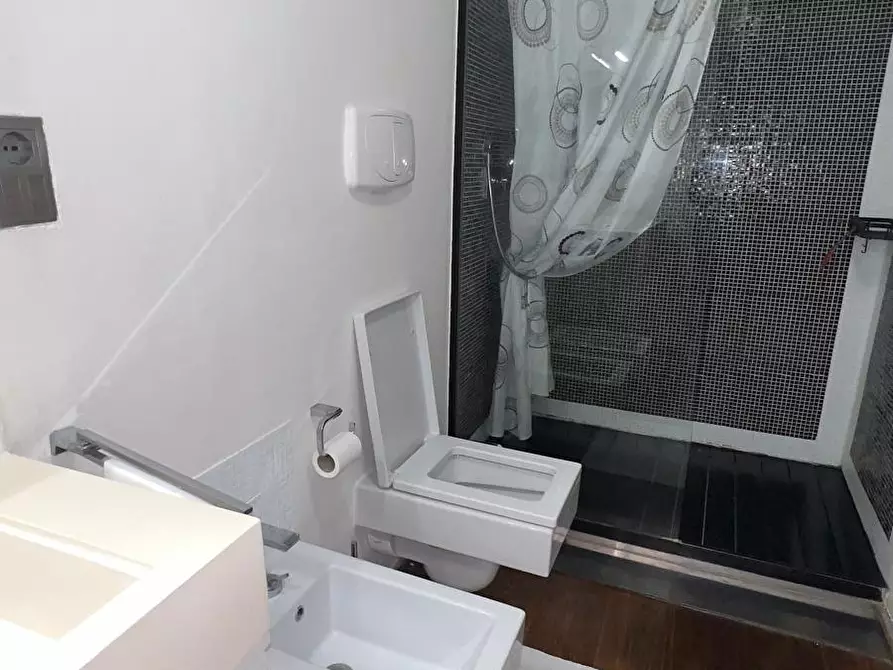 Immagine 13 di Appartamento in vendita  a Colle Di Val D'elsa