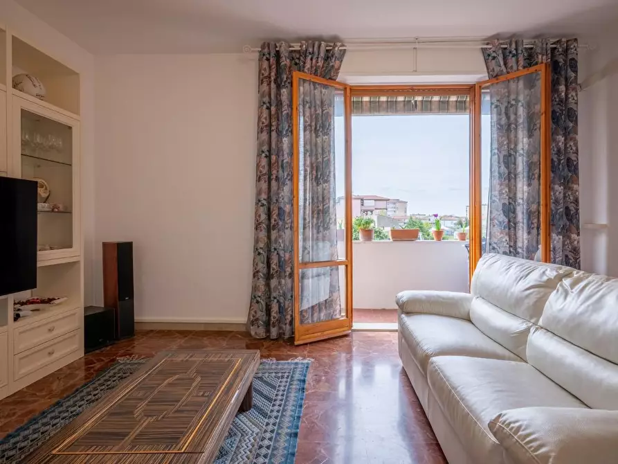 Immagine 11 di Appartamento in vendita  a Cascina