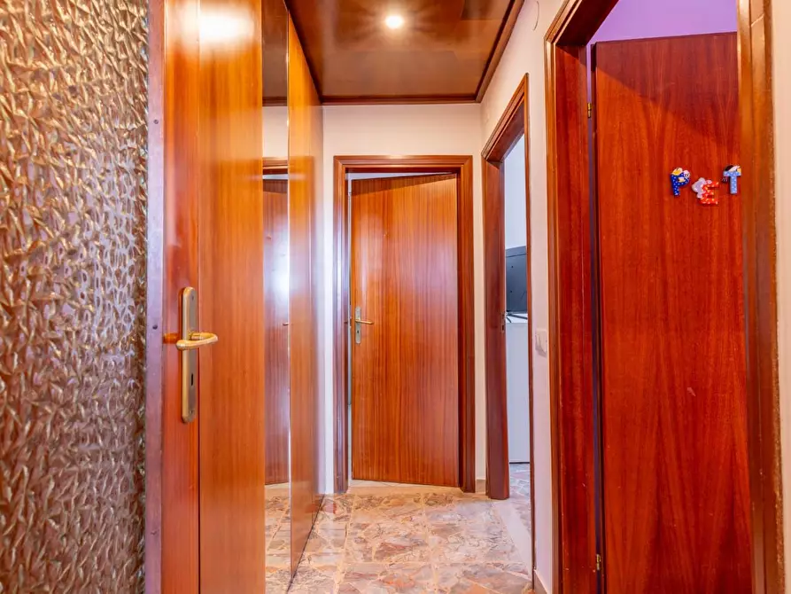 Immagine 18 di Appartamento in vendita  a Cascina