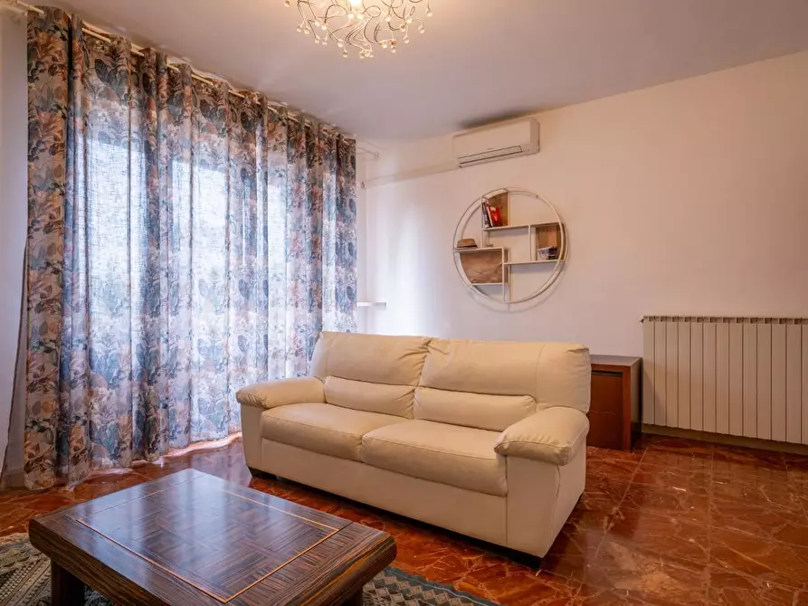 Immagine 13 di Appartamento in vendita  a Cascina