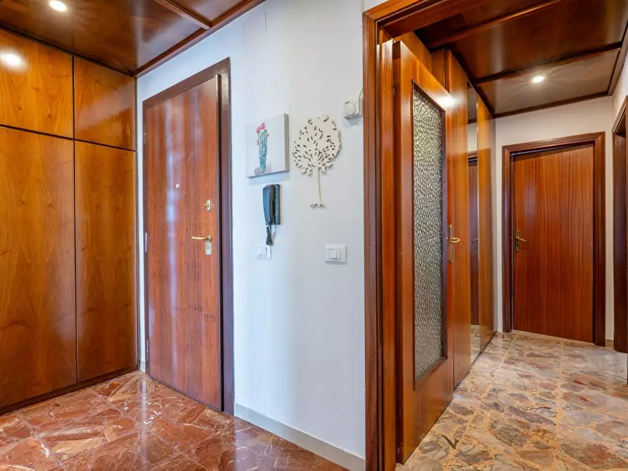 Immagine 28 di Appartamento in vendita  a Cascina