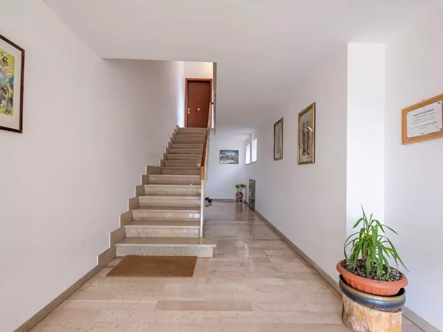 Immagine 3 di Appartamento in vendita  a Cascina