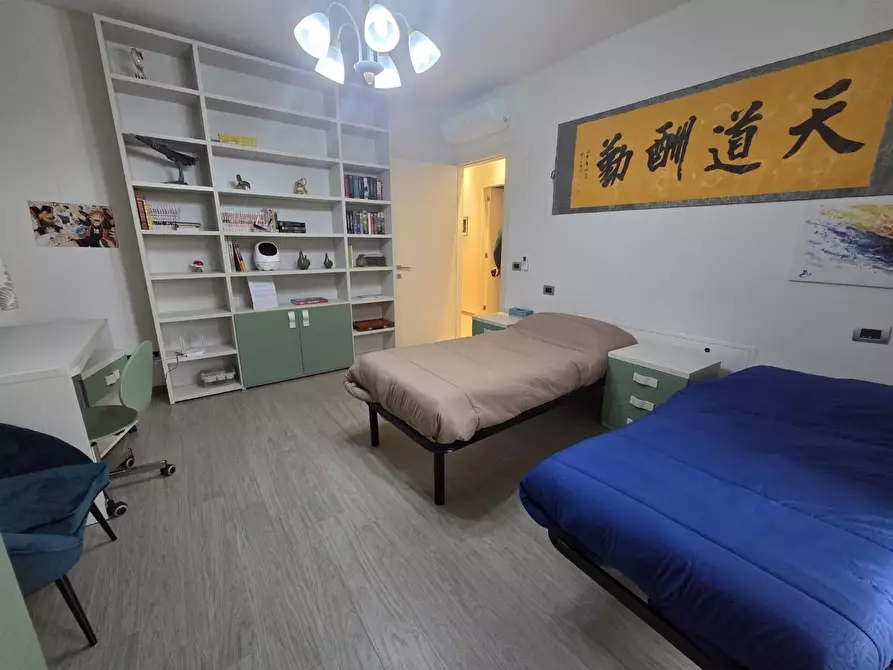 Immagine 9 di Villa in vendita  a Capannori