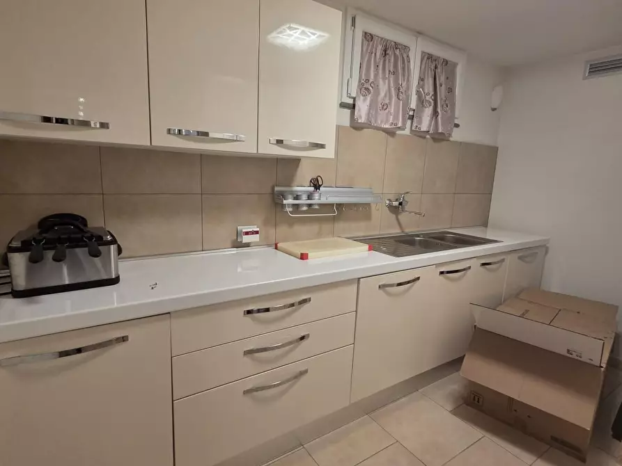 Immagine 46 di Villa in vendita  a Capannori