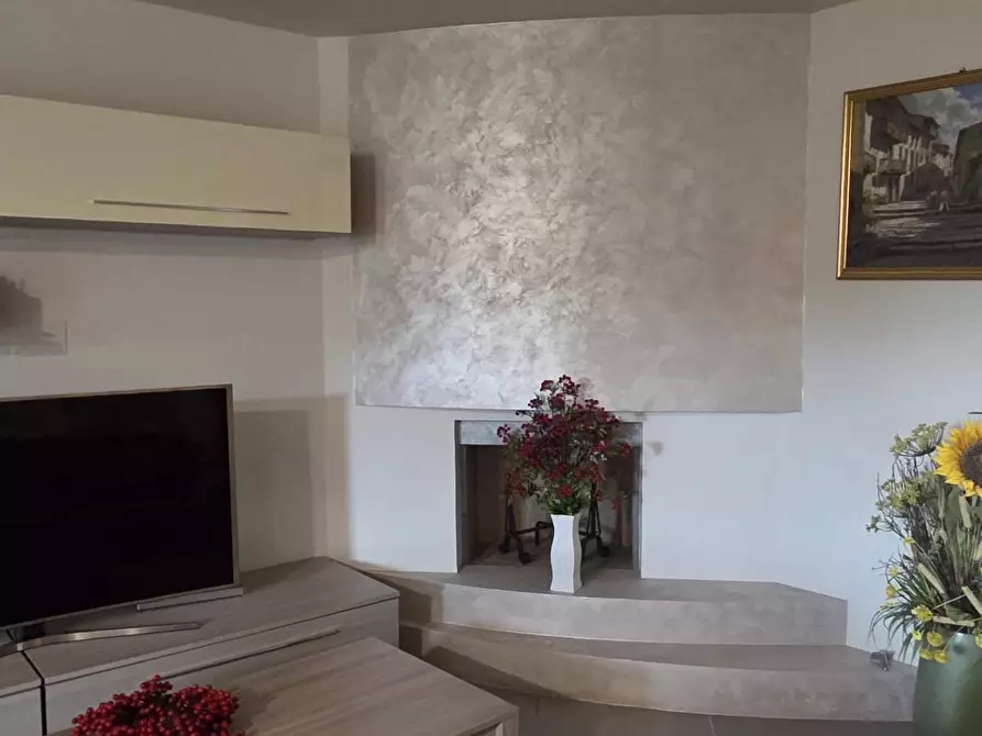 Immagine 58 di Villa in vendita  a Capannori