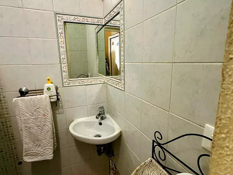 Immagine 11 di Loft/Open space in vendita  a Campiglia Marittima