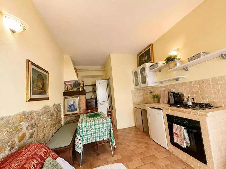 Immagine 3 di Loft/Open space in vendita  a Campiglia Marittima