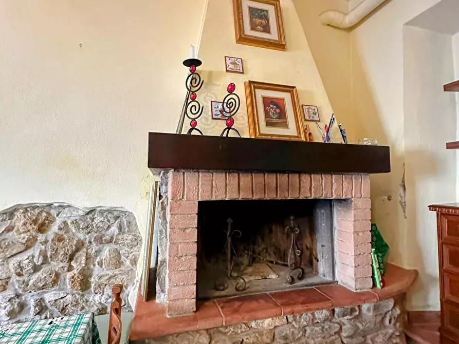 Immagine 7 di Loft/Open space in vendita  a Campiglia Marittima