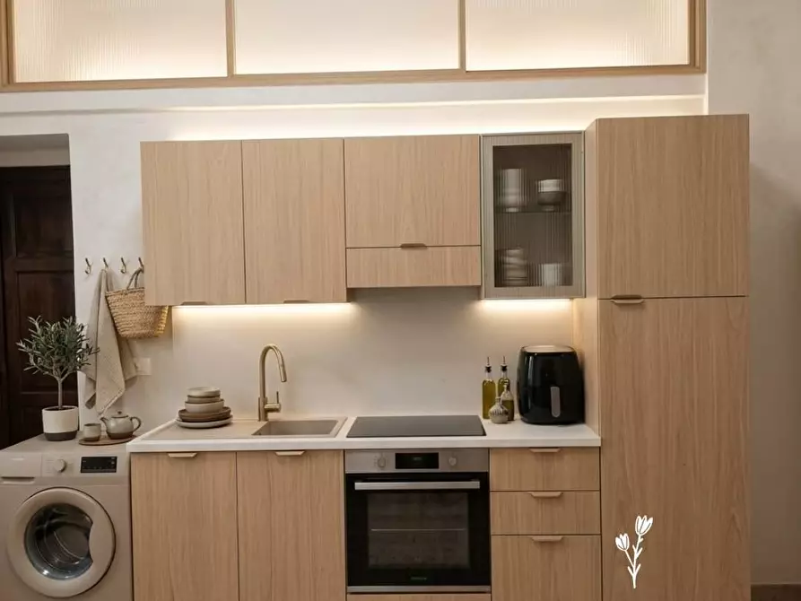 Immagine 13 di Appartamento in vendita  a La Spezia