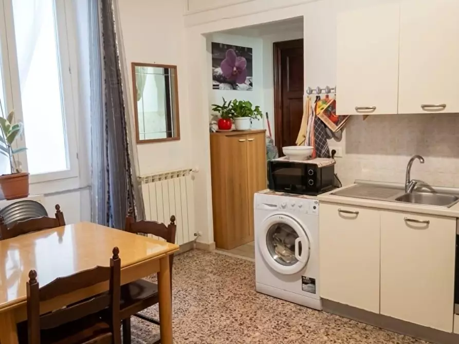 Immagine 5 di Appartamento in vendita  a La Spezia