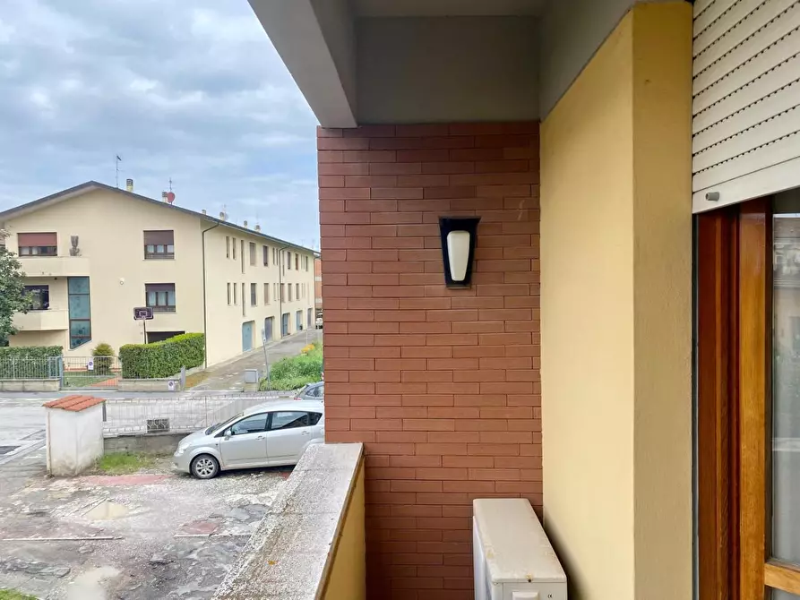 Immagine 13 di Appartamento in vendita  a Ponsacco