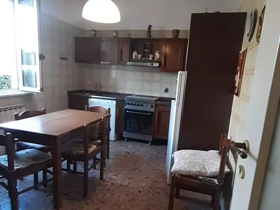 Immagine 1 di Casa bifamiliare in vendita  a Bolano