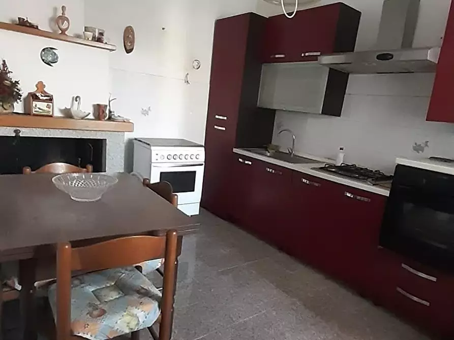 Immagine 1 di Casa bifamiliare in vendita  a Bolano
