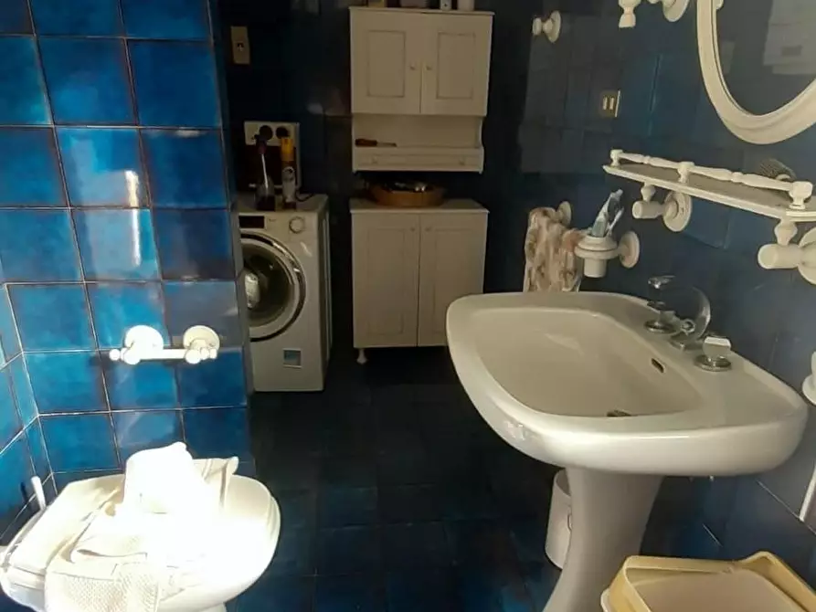 Immagine 8 di Casa bifamiliare in vendita  a Bolano