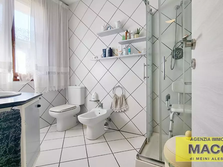 Immagine 12 di Casa trifamiliare in vendita  a Ponsacco