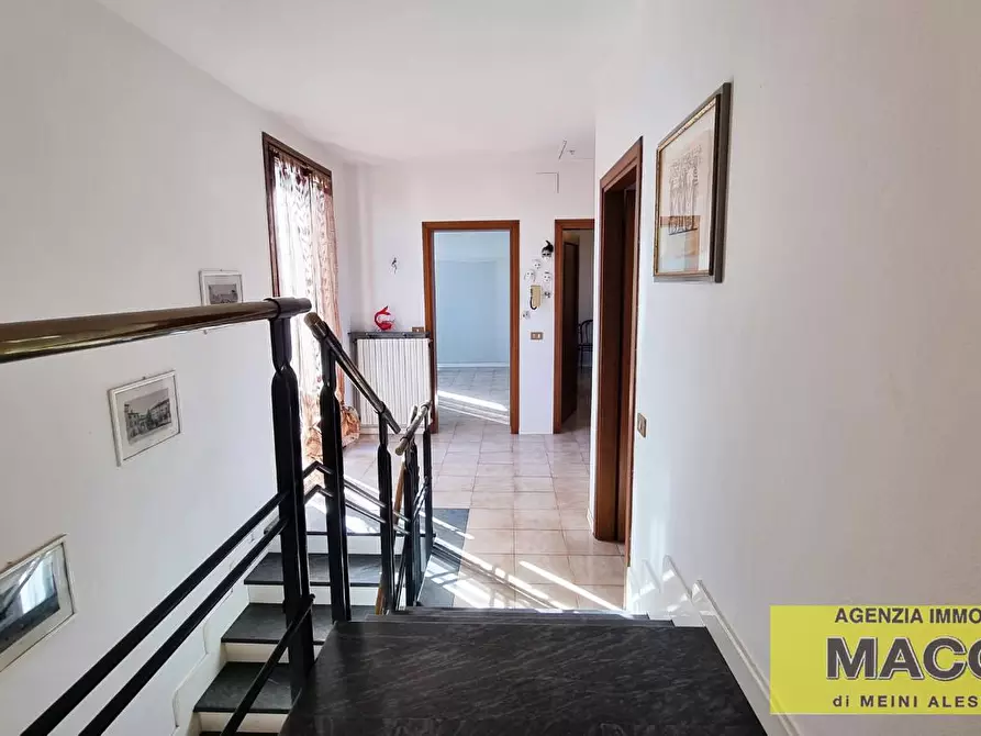 Immagine 25 di Casa trifamiliare in vendita  a Ponsacco