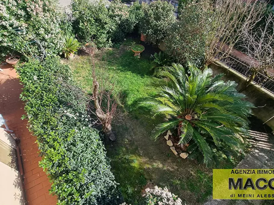 Immagine 26 di Casa trifamiliare in vendita  a Ponsacco