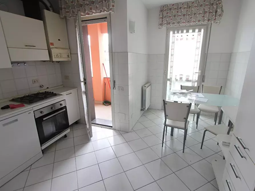Immagine 7 di Appartamento in vendita  a La Spezia