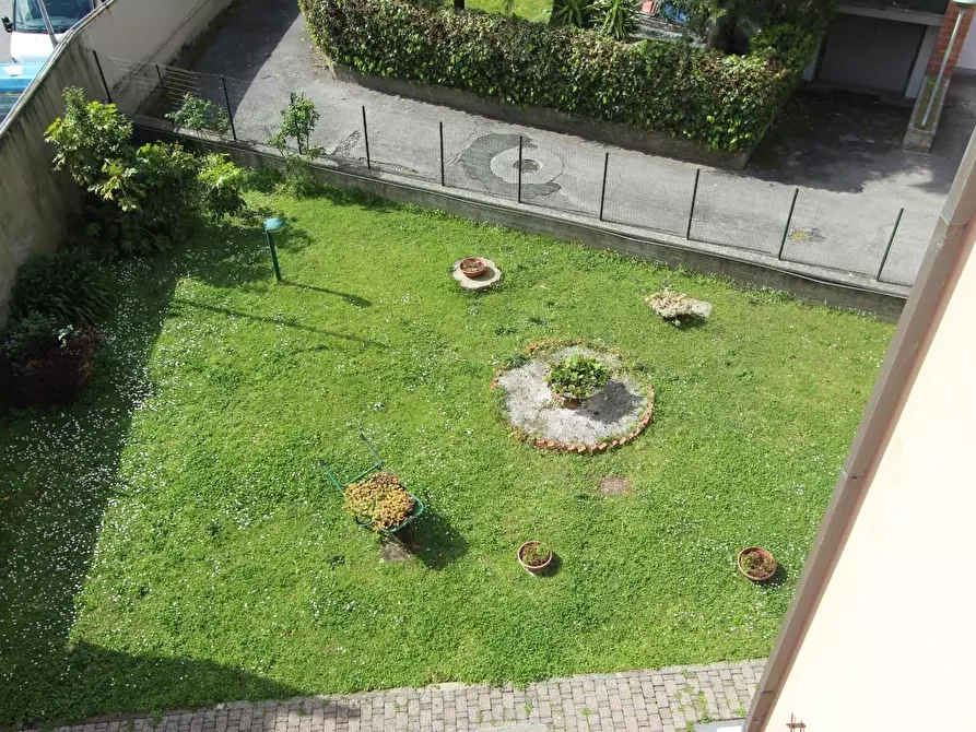Immagine 21 di Appartamento in vendita  a La Spezia