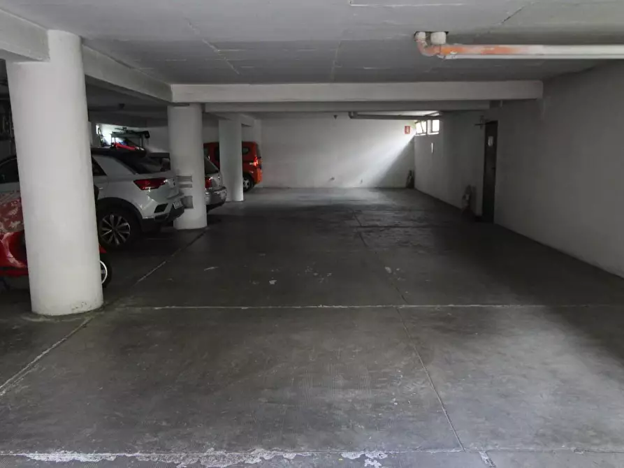 Immagine 24 di Appartamento in vendita  a La Spezia