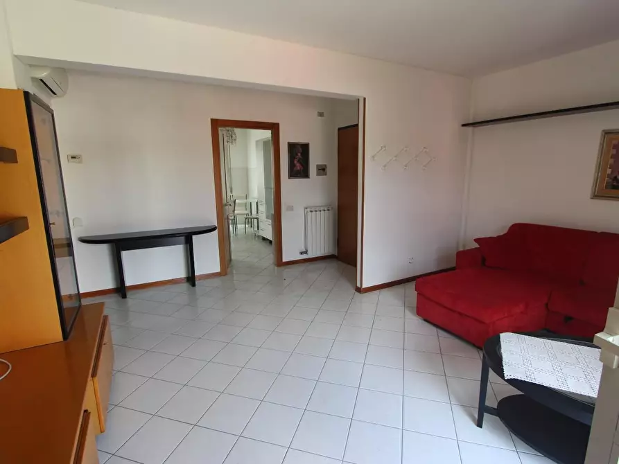 Immagine 5 di Appartamento in vendita  a La Spezia