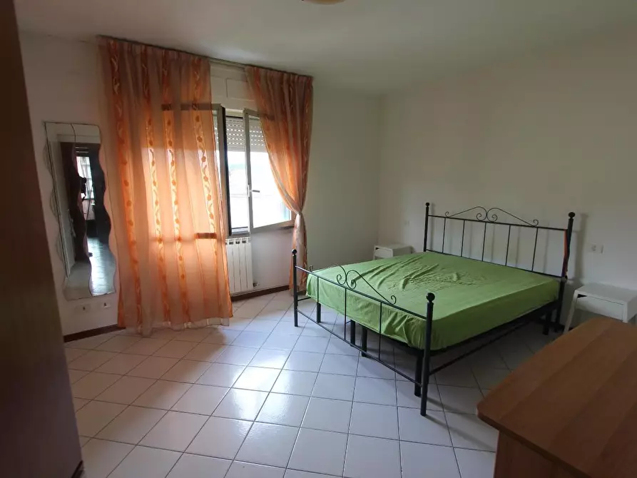 Immagine 10 di Appartamento in vendita  a La Spezia